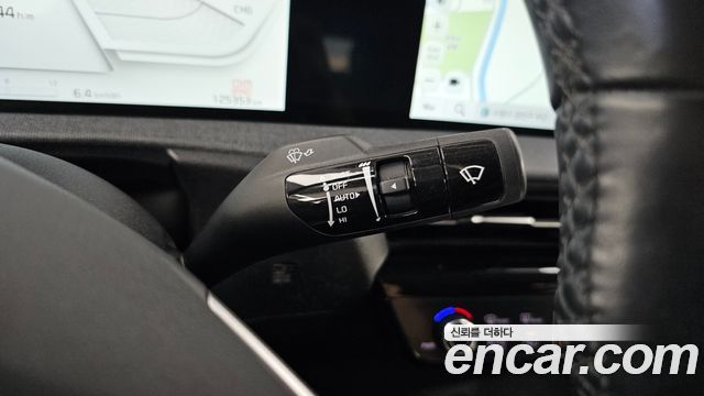 Kia EV6 2022 — photo 24