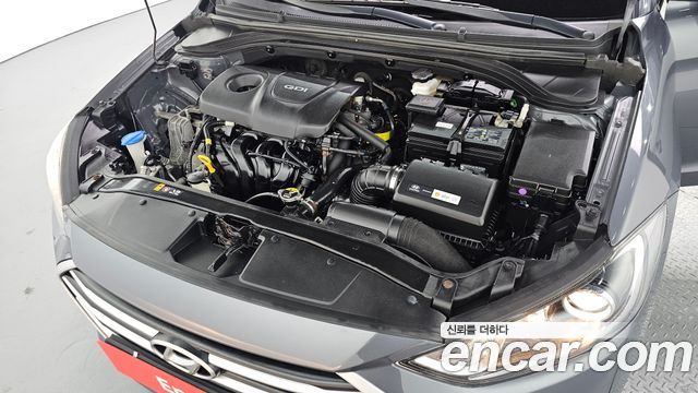 Hyundai AVANTE 2016 — photo 6