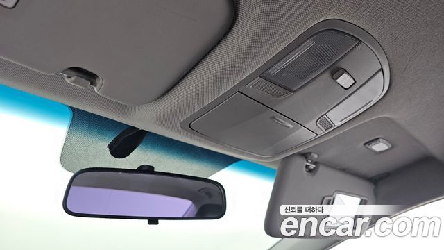 Hyundai AVANTE 2016 — photo 25