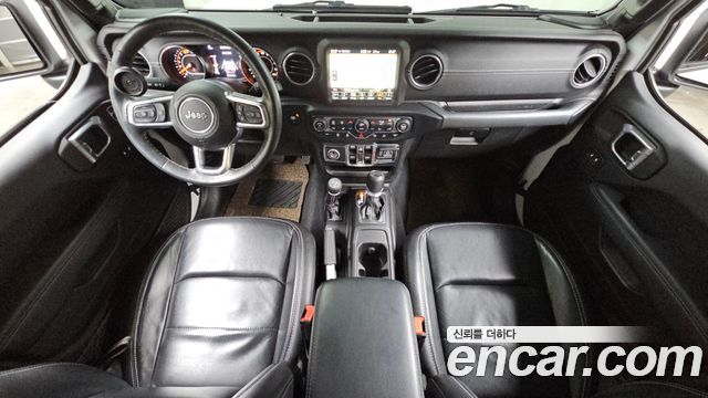 Jeep Wrangler 2019 — photo 10