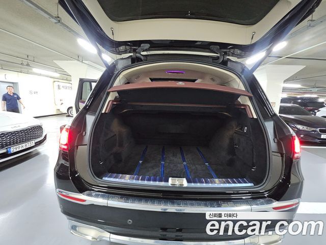 Mercedes-Benz GLS-Class 2023 — photo 12