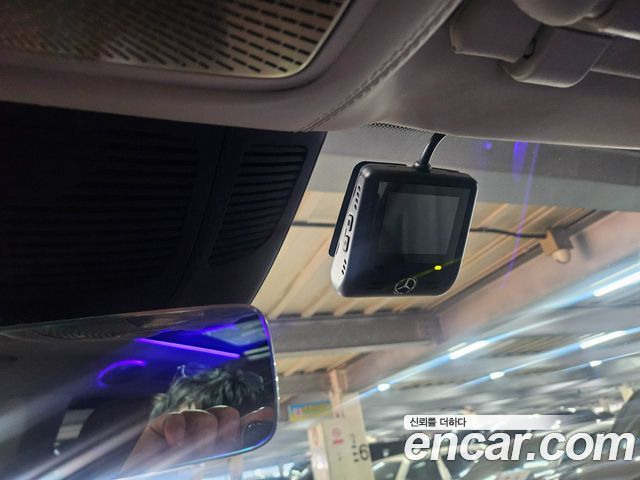 Mercedes-Benz GLS-Class 2023 — photo 17