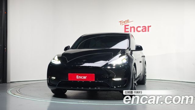 Tesla Model Y 2022 — photo 3