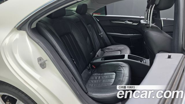 Mercedes-Benz CLS-Class 2012 — photo 17