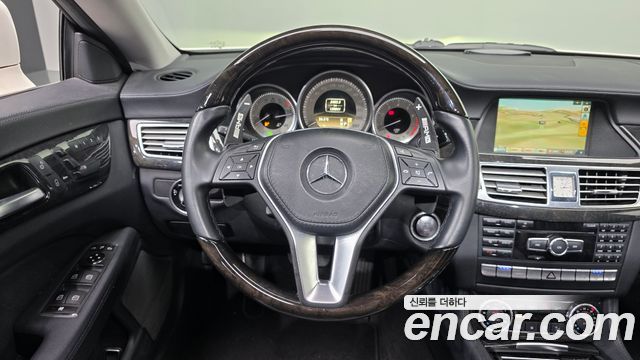 Mercedes-Benz CLS-Class 2012 — photo 19