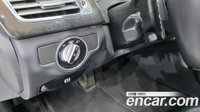 Mercedes-Benz CLS-Class 2012 — photo 24