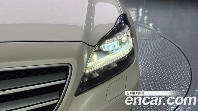 Mercedes-Benz CLS-Class 2012 — photo 8