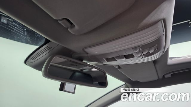 Mercedes-Benz CLS-Class 2012 — photo 30