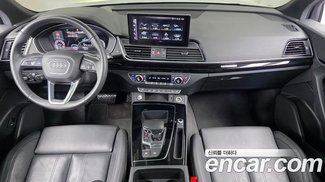Audi Q5 2021 — photo 10