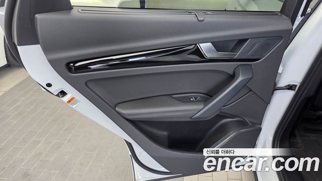 Audi Q5 2021 — photo 15