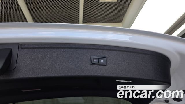 Audi Q5 2021 — photo 32
