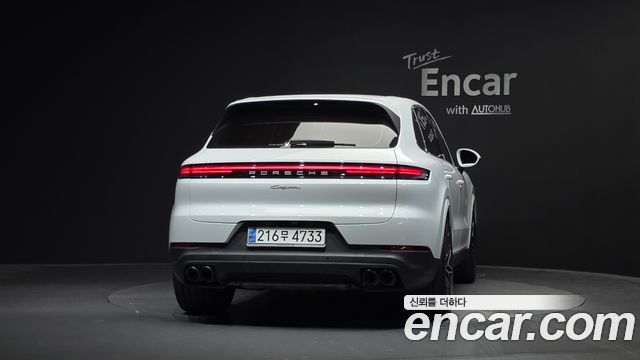 Porsche Cayenne 2024 — photo 4