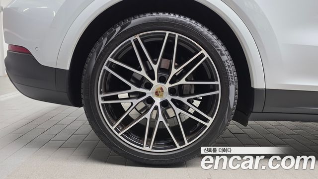 Porsche Cayenne 2024 — photo 5