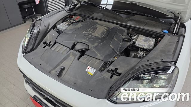 Porsche Cayenne 2024 — photo 6