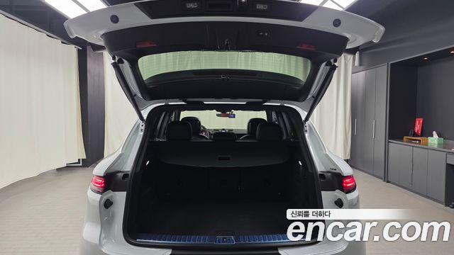 Porsche Cayenne 2024 — photo 21