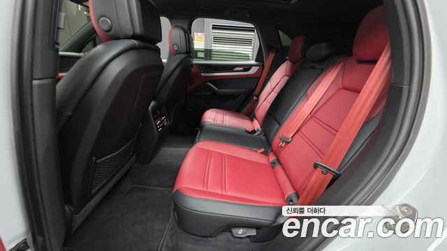 Porsche Cayenne 2024 — photo 22
