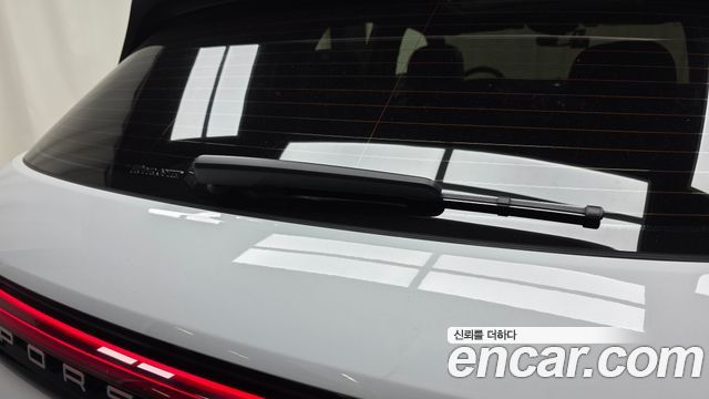 Porsche Cayenne 2024 — photo 26
