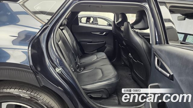 Kia EV6 2022 — photo 18