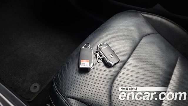 Kia EV6 2022 — photo 25