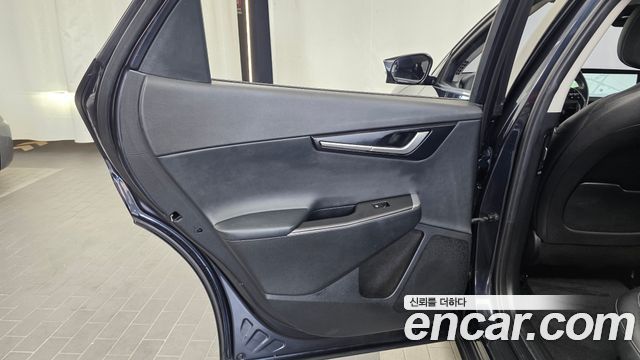 Kia EV6 2022 — photo 15