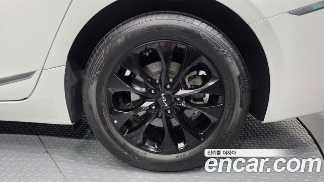 Kia K8 2025 — photo 7