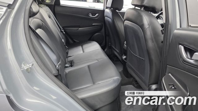 Hyundai Kona 2023 — photo 17
