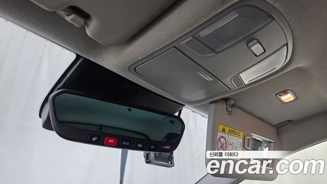 Hyundai Kona 2023 — photo 23