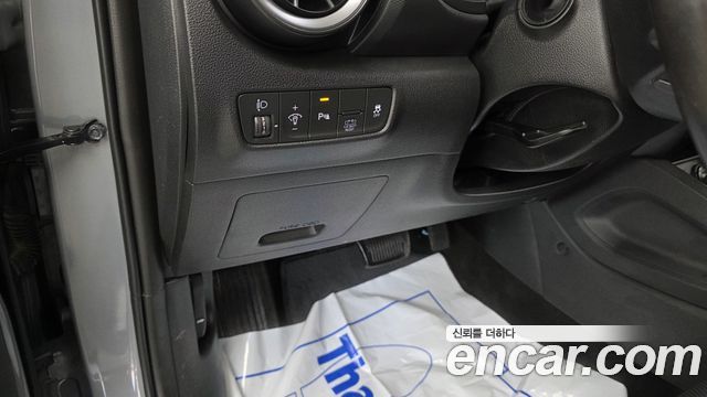 Hyundai Kona 2023 — photo 24