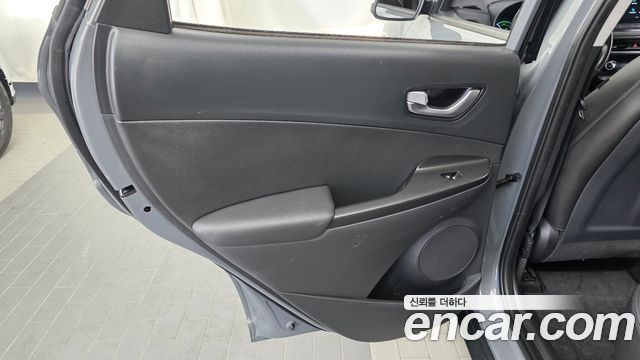 Hyundai Kona 2023 — photo 15