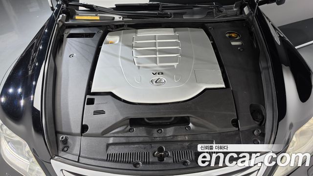 Lexus LS 2010 — photo 6