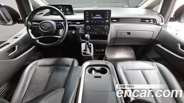Hyundai Staria 2022 — photo 10
