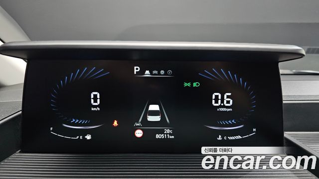 Hyundai Staria 2022 — photo 11