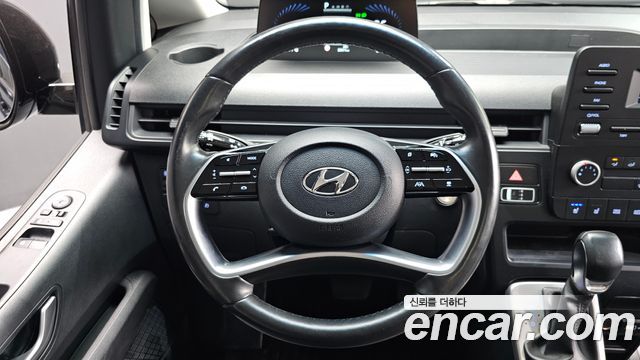Hyundai Staria 2022 — photo 18