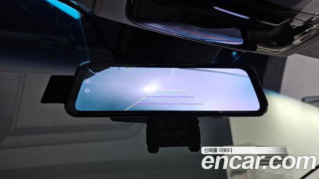 Hyundai Staria 2022 — photo 20
