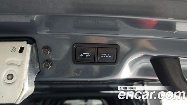 Hyundai Staria 2022 — photo 32
