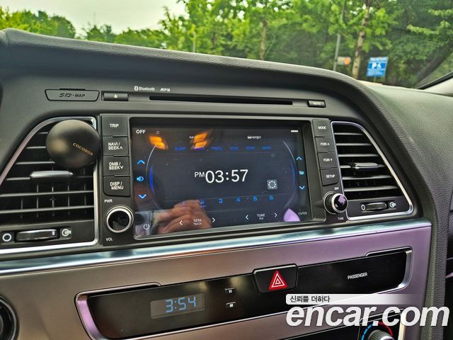 Hyundai Sonata 2016 — photo 13
