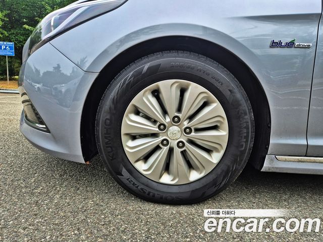 Hyundai Sonata 2016 — photo 20