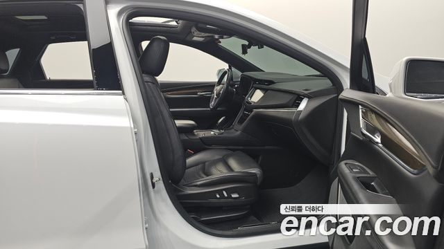 Cadillac XT5 2019 — photo 16