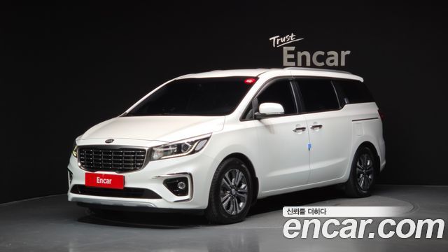 Kia Canival 2019 — photo 1