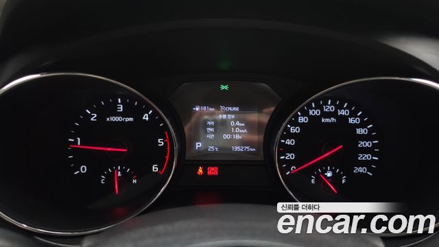 Kia Canival 2019 — photo 11