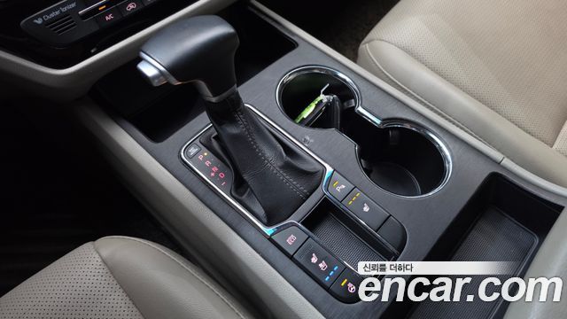 Kia Canival 2019 — photo 12
