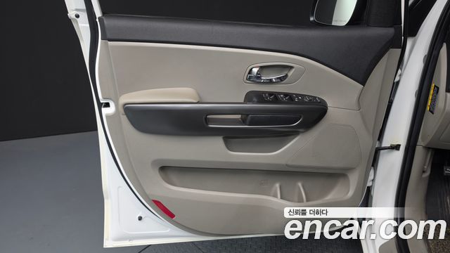 Kia Canival 2019 — photo 14
