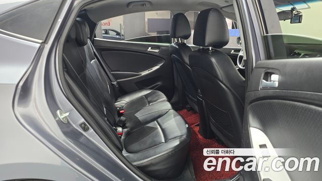 Hyundai Accent 2016 — photo 17