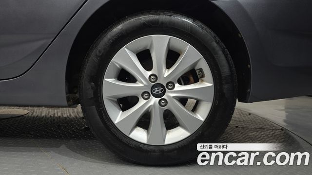 Hyundai Accent 2016 — photo 7