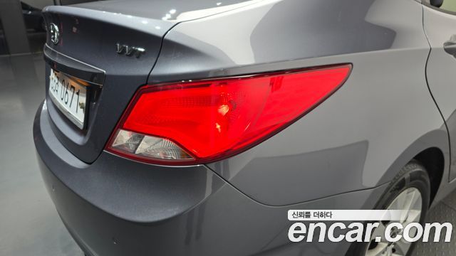 Hyundai Accent 2016 — photo 9