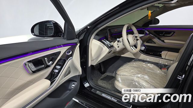 Mercedes-Benz S-Class 2021 — photo 13
