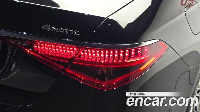 Mercedes-Benz S-Class 2021 — photo 9