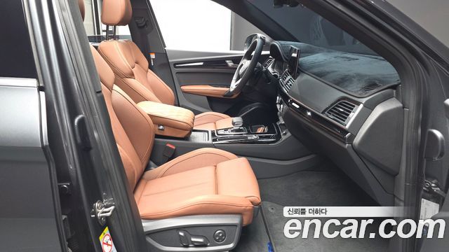 Audi Q5 2024 — photo 17