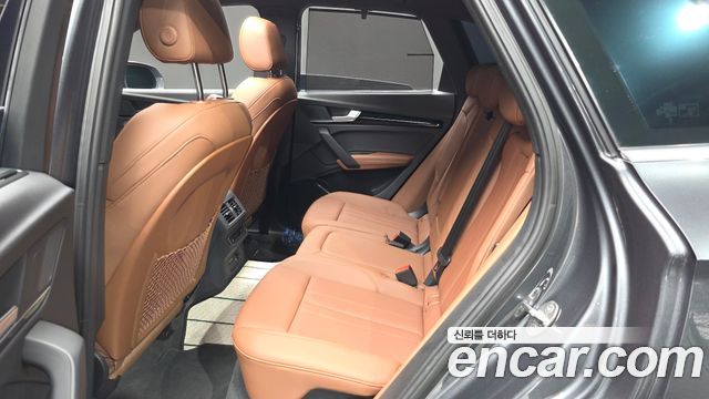 Audi Q5 2024 — photo 16