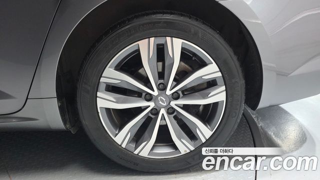 Renault Korea SM6 2021 — photo 7